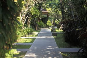 thumbnail: Exterior