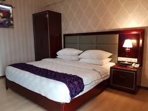 thumbnail: Room
