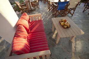 thumbnail: Outdoor dining