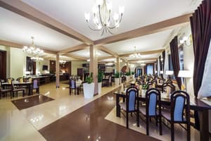 thumbnail: Restaurant