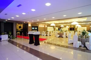 thumbnail: Ballroom