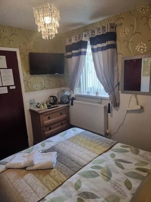 thumbnail: Room