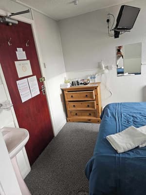 thumbnail: Room