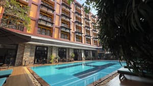 thumbnail: Outdoor pool