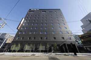 thumbnail: Exterior