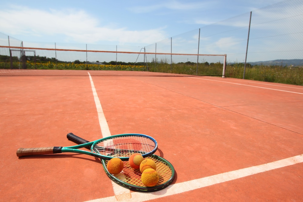 Tennis court