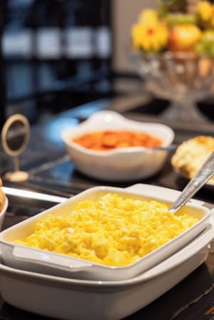 thumbnail: Breakfast buffet