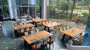 thumbnail: Restaurant