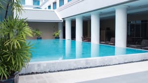 thumbnail: Outdoor pool