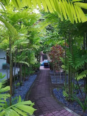 thumbnail: Garden