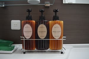 thumbnail: Bathroom amenities