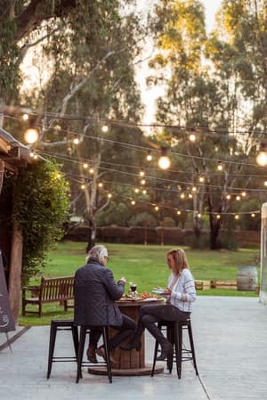 thumbnail: Bar (on property)