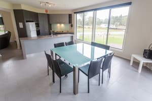 thumbnail: In-room dining