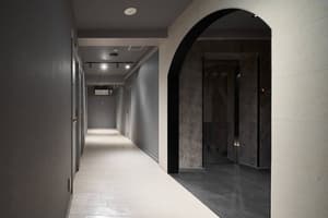thumbnail: Hallway