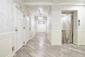 thumbnail: Hallway