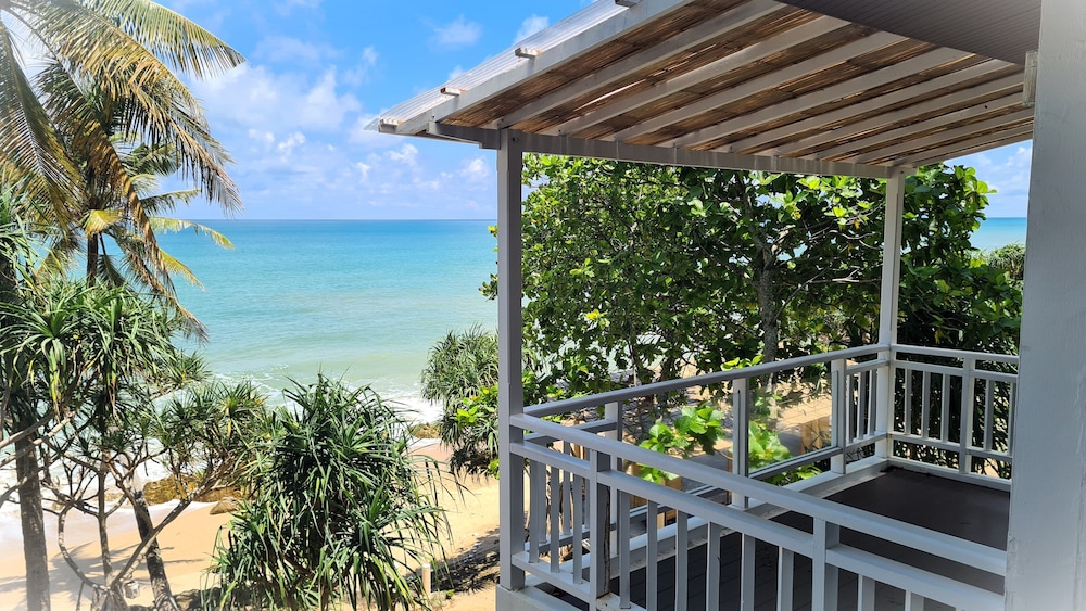 Beach/ocean view