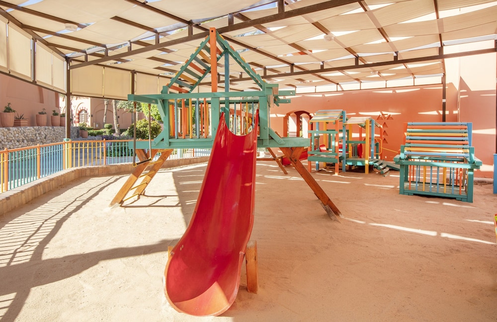 Children's play area - outdoor