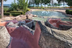 thumbnail: Property grounds