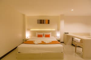 thumbnail: Room
