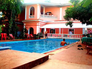 thumbnail: Front of property