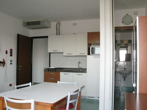 thumbnail: In-room dining