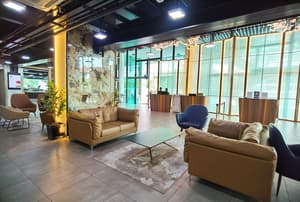 thumbnail: Reception
