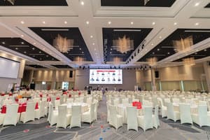thumbnail: Ballroom