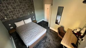 thumbnail: Room