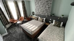 thumbnail: Room