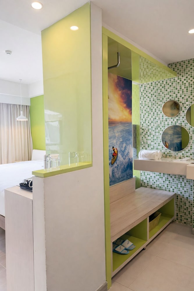 Bathroom amenities