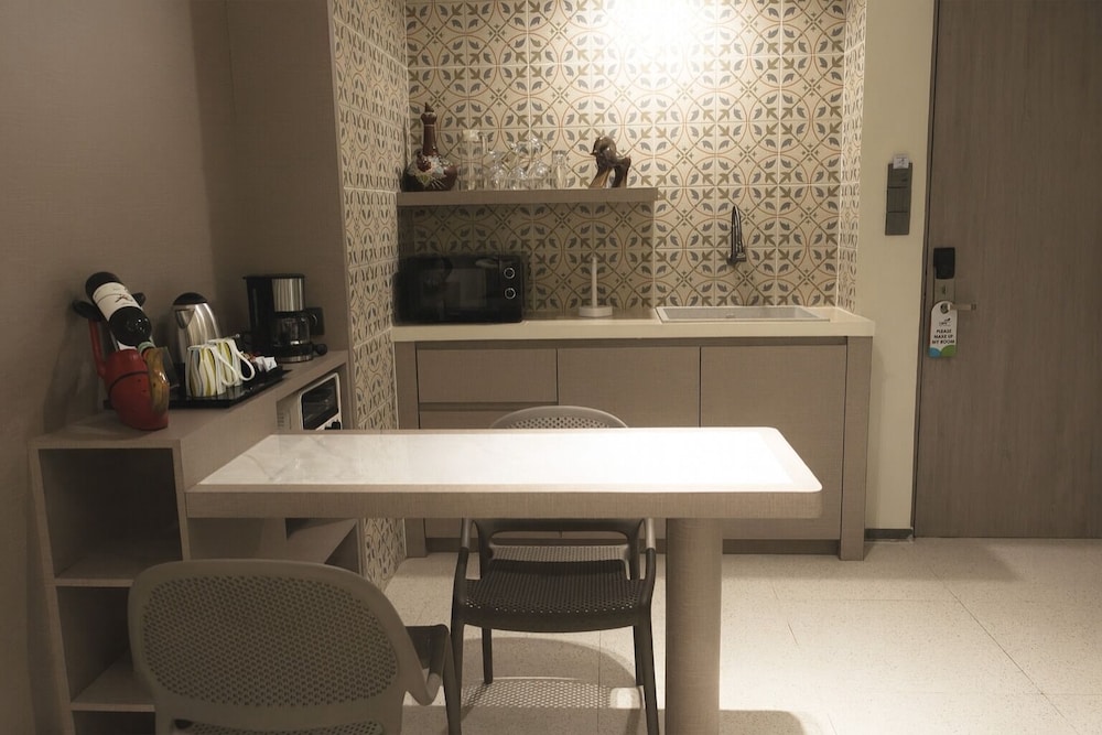 Private kitchenette