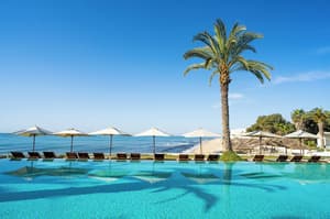 thumbnail: Infinity pool