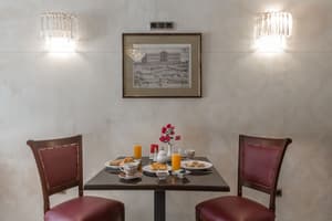 thumbnail: Breakfast area