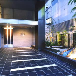 thumbnail: Exterior