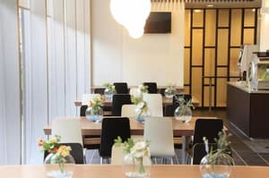 thumbnail: Restaurant