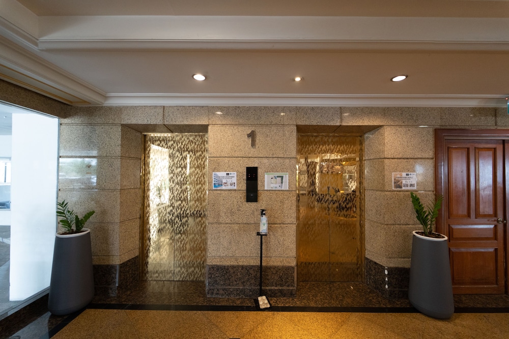 Elevator