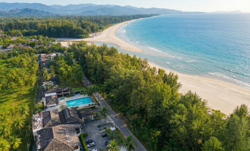 Beach/ocean view