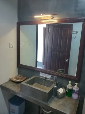 thumbnail: Bathroom