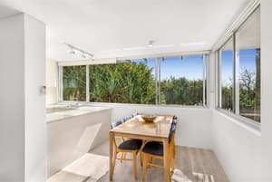 thumbnail: In-room dining