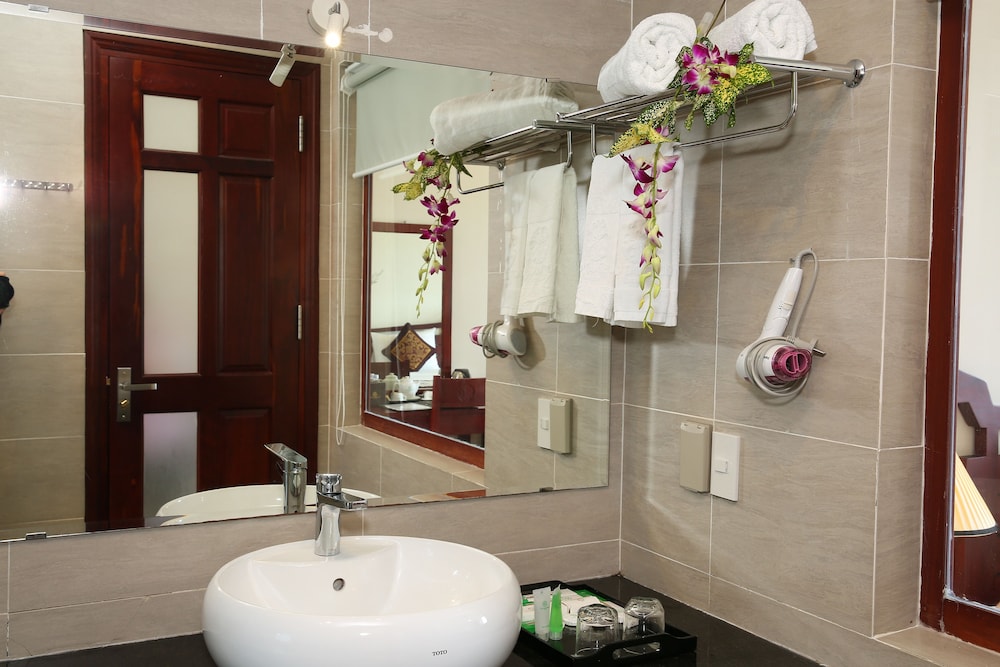 Bathroom amenities