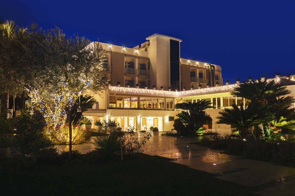 Front of property - evening/night
