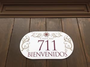 thumbnail: Interior entrance