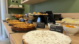 thumbnail: Breakfast buffet