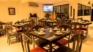 thumbnail: Restaurant