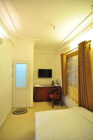 thumbnail: Room