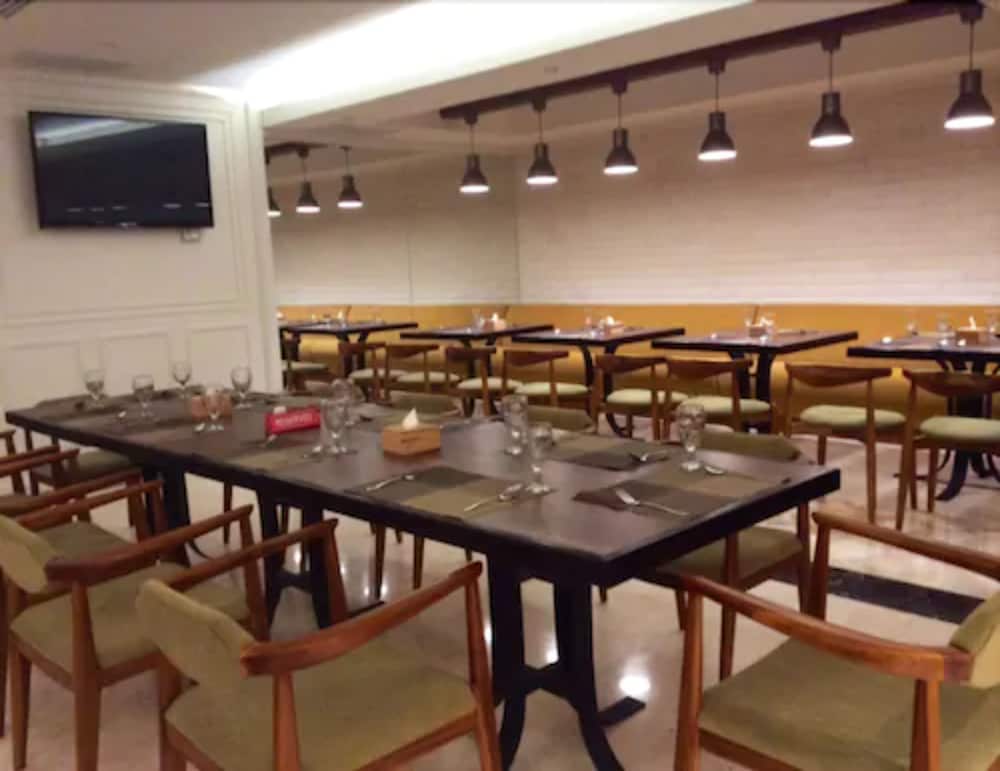 Restaurant-cafeteria