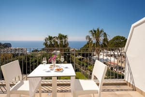 thumbnail: Terrace/patio