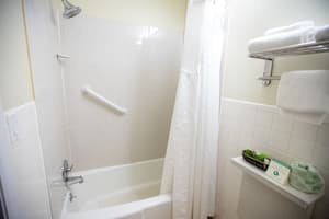 thumbnail: Bathroom shower