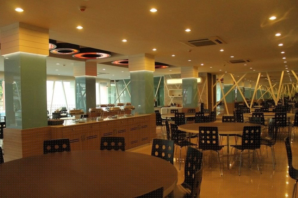 Restaurant-cafeteria