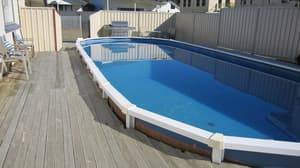 thumbnail: Outdoor pool